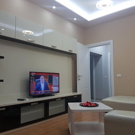 City Center Apartment Тирана Экстерьер фото